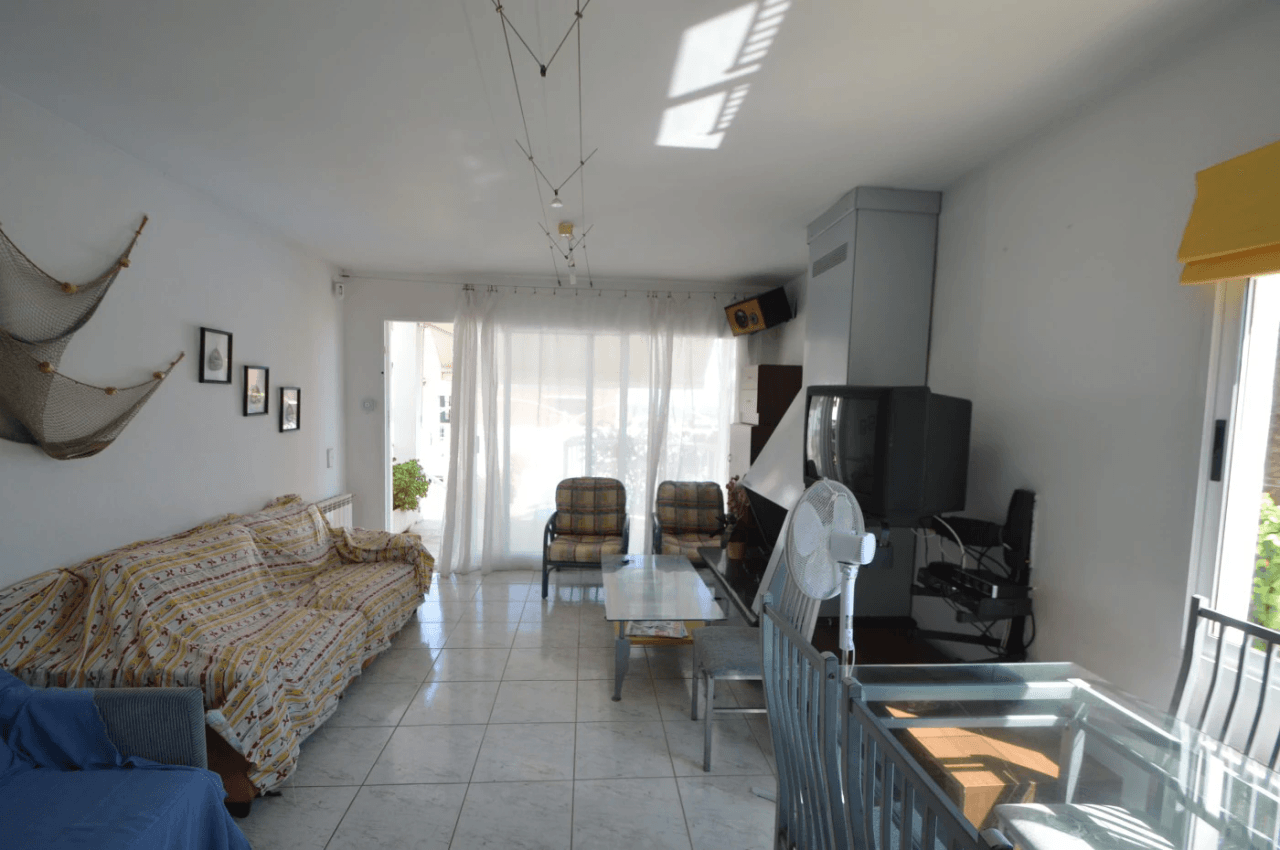 Dos chalets en venta en Vinaròs con piscina y barbacoa