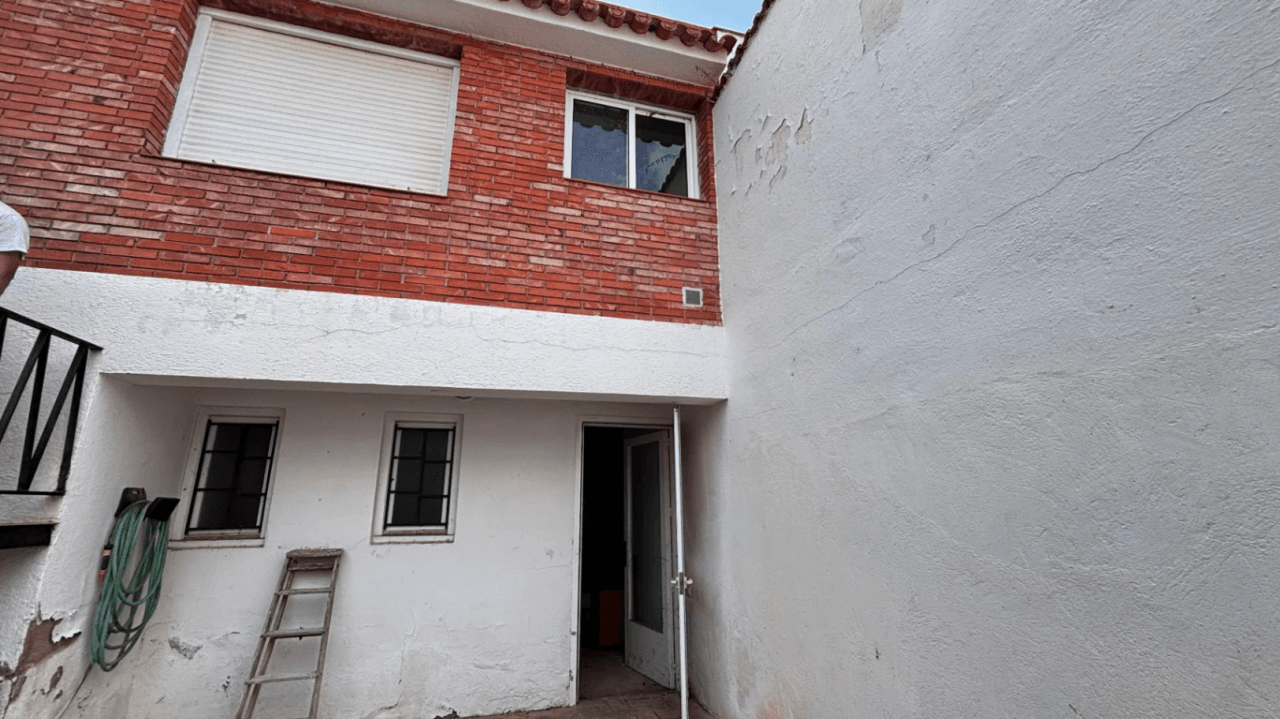 Chalet adosado en venta en Zona Barbiguera