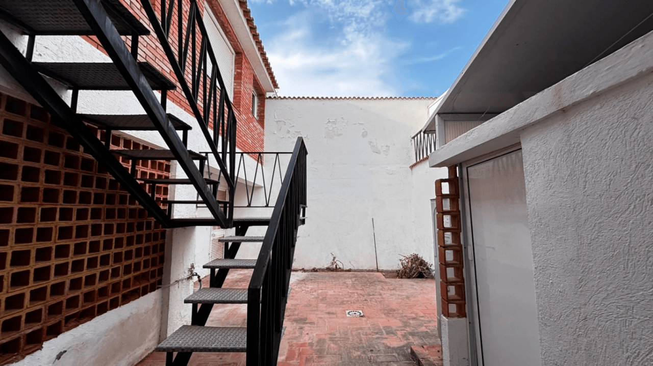 Chalet adosado en venta en Zona Barbiguera