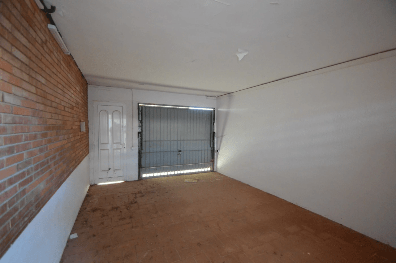 Chalet adosado en venta en Zona Barbiguera