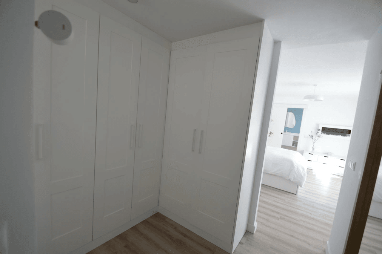 Chalet en venta en Vinaròs con 4 dormitorios y piscina.