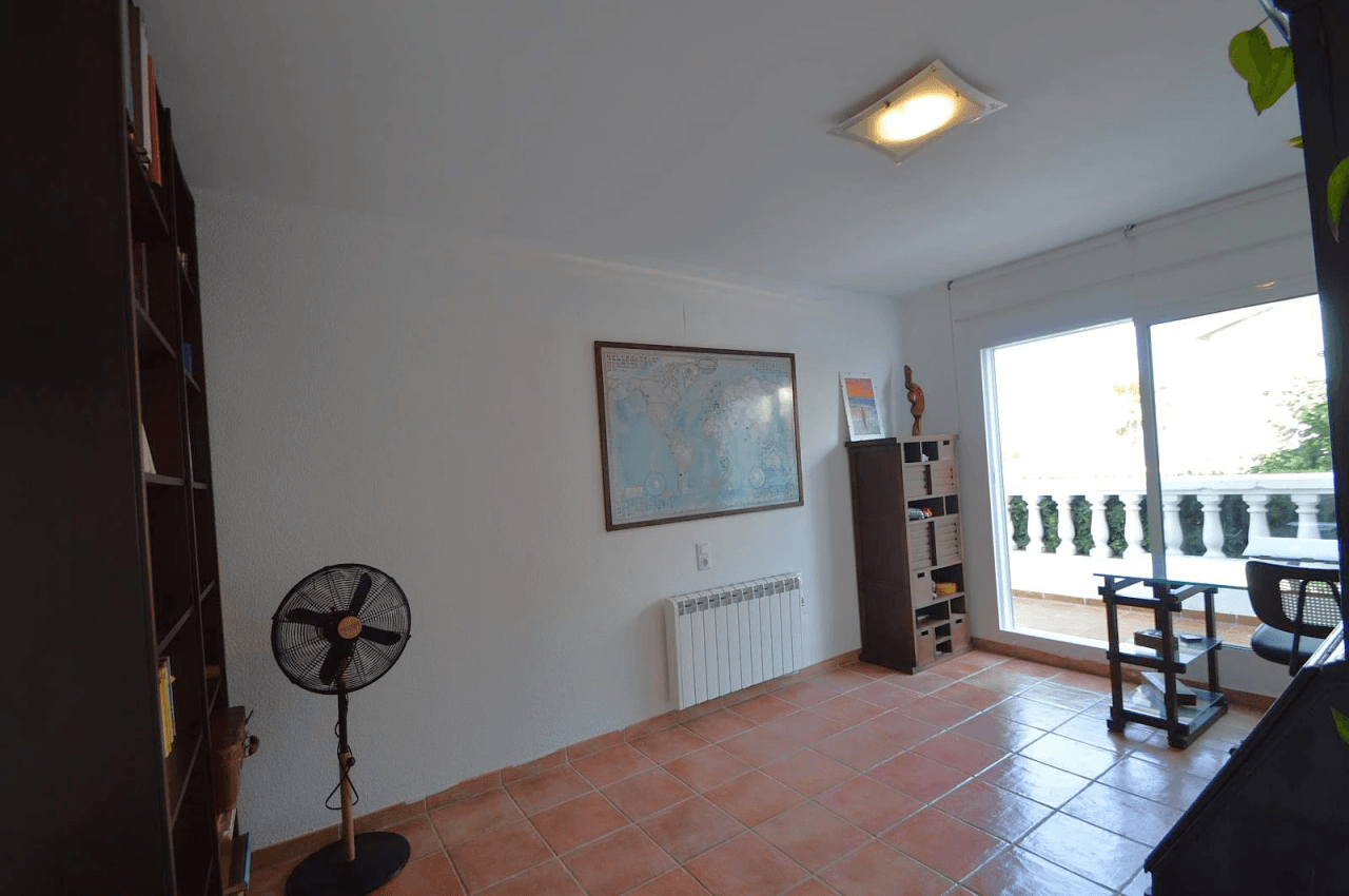 Villa en venta en Vinaròs, vistas al mar