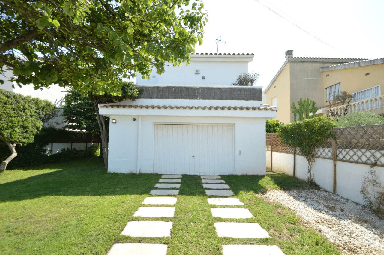 Villa en venta en Vinaròs, vistas al mar