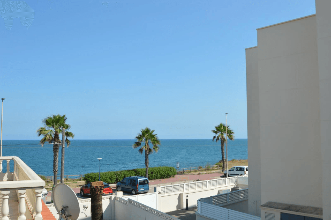 Villa en venta en Vinaròs, vistas al mar