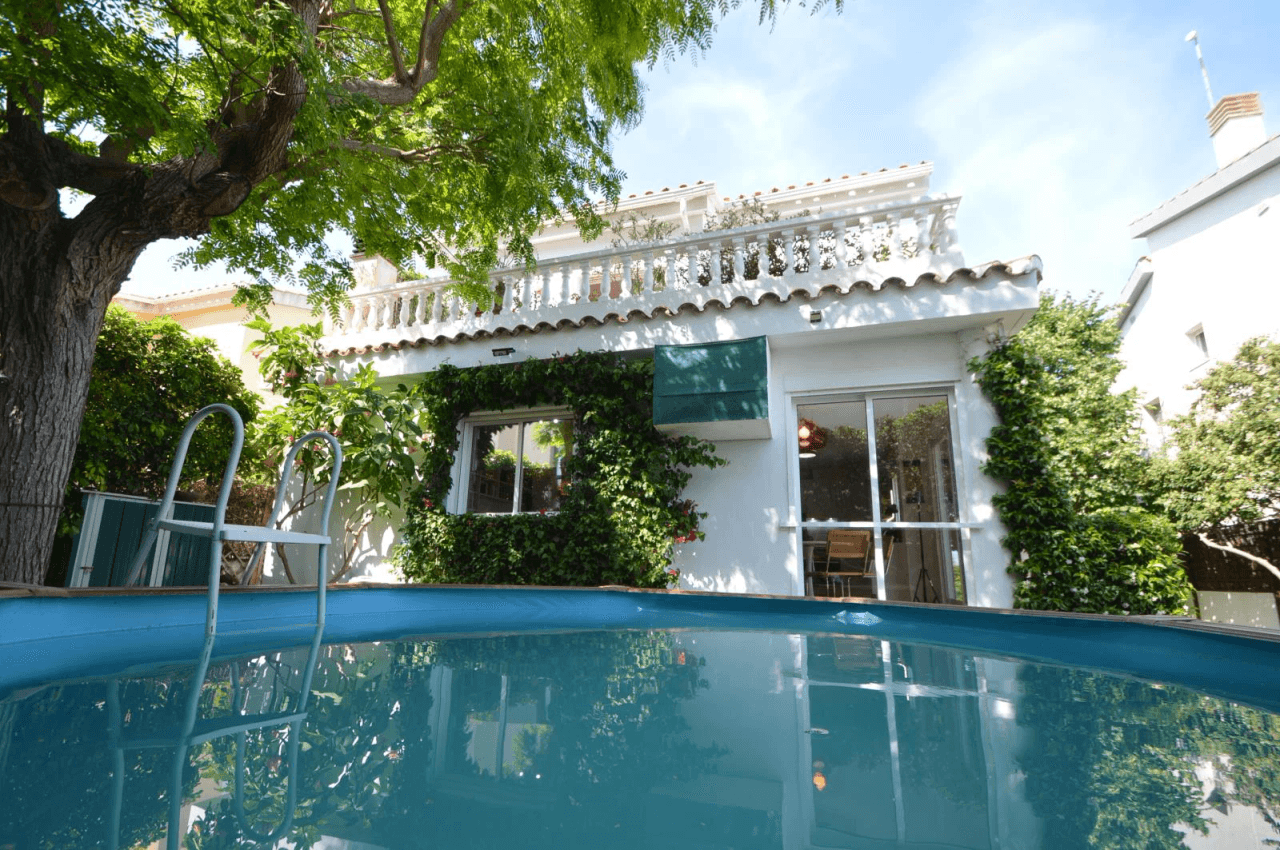 Villa en venta en Vinaròs, vistas al mar
