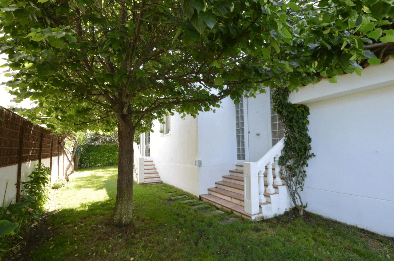 Villa en venta en Vinaròs, vistas al mar