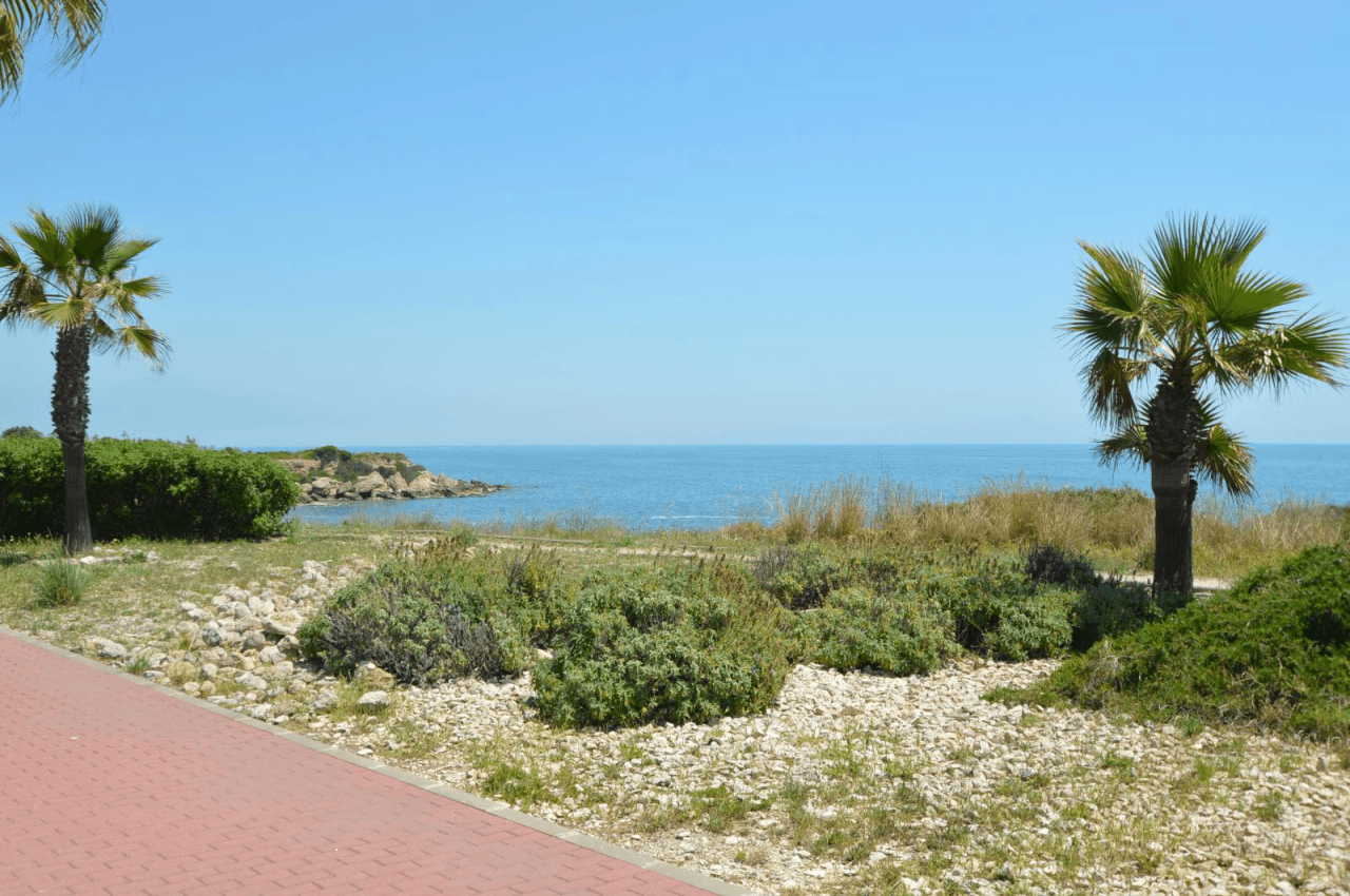 Villa en venta en Vinaròs, vistas al mar