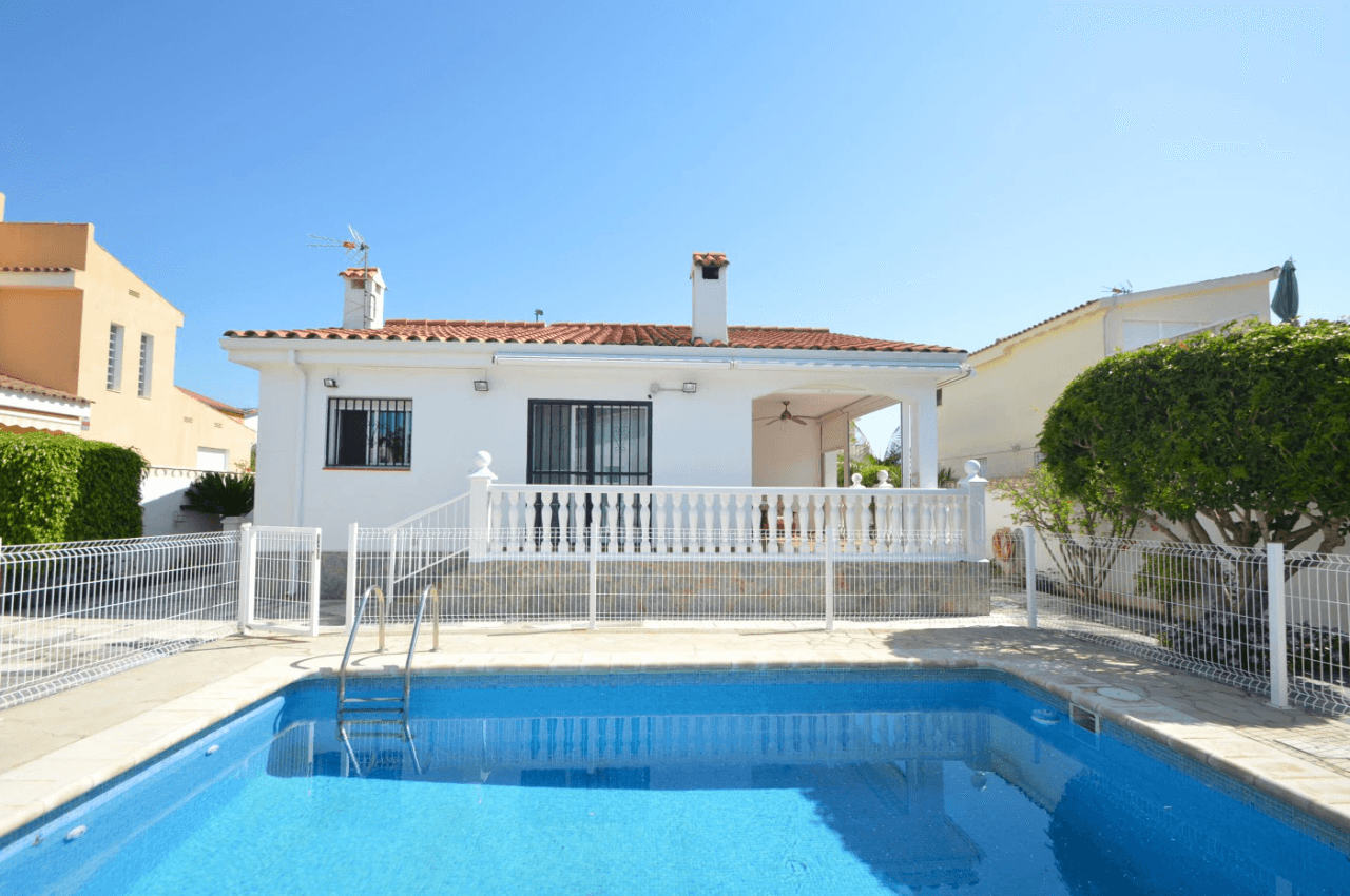 Chalet en zona Saldonar de Vinaròs